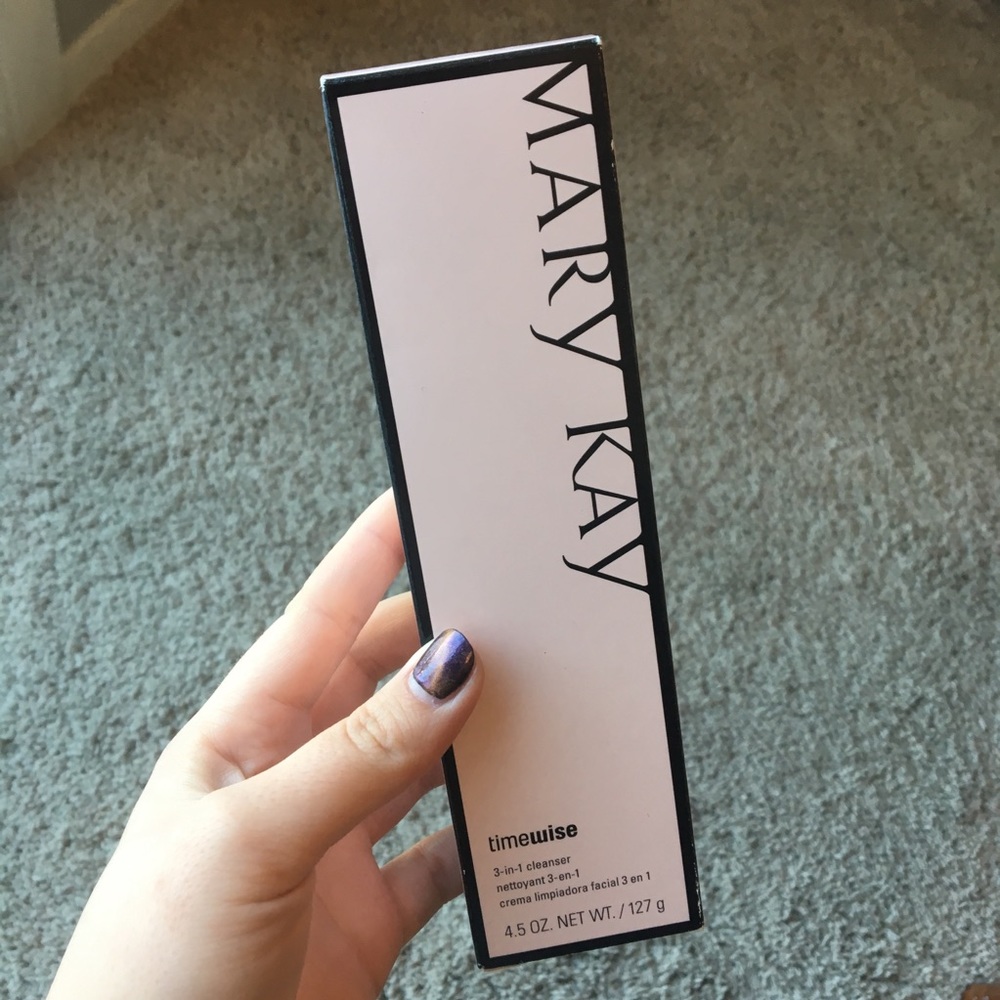 TimeWise 3-in-1 Cleanser: Combination to Oily